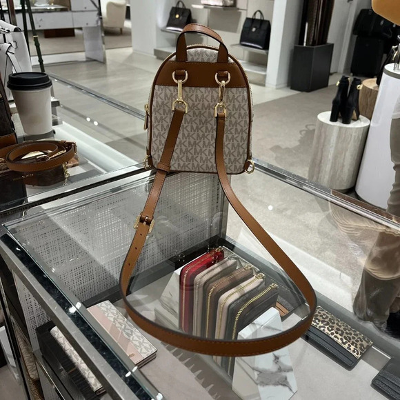 Michael kors Brooklyn Extra-Small Logo Backpack 30R3GBNB0B Vanilla main image 13